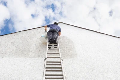 Peinture extérieure à Larra — façades et ravalement